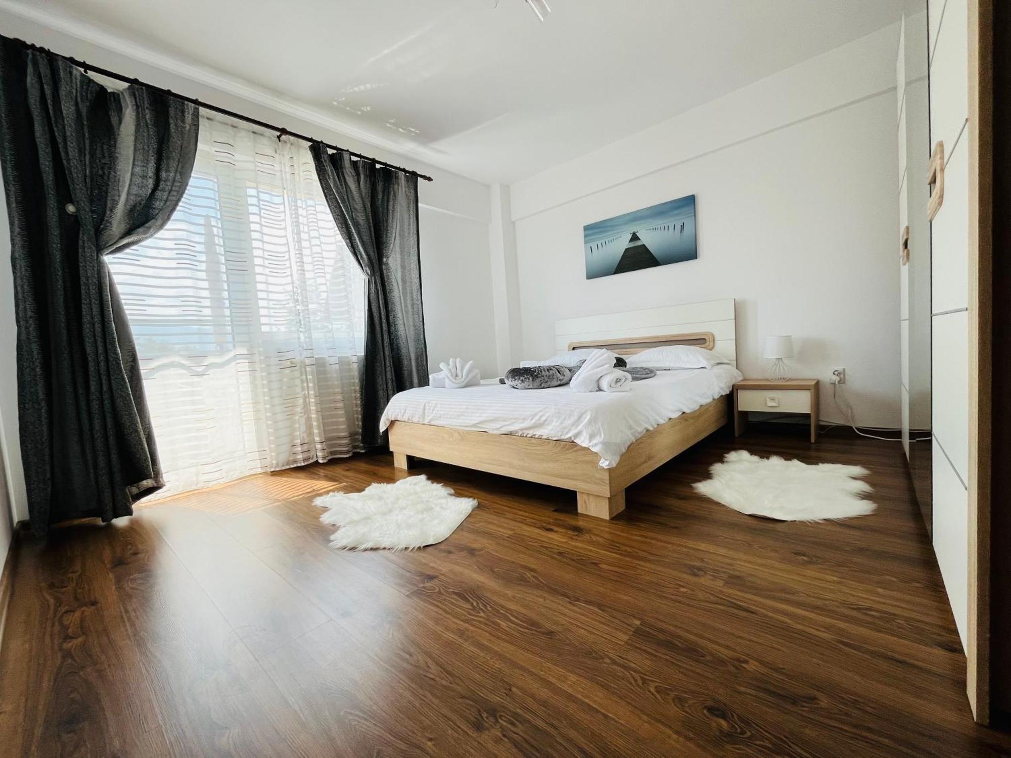 Green Apartaments Zarnesti Ngoại thất bức ảnh